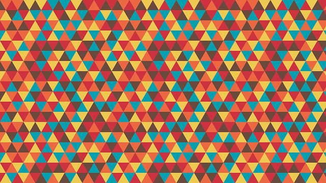 pozadí – barevné trojúhelníky